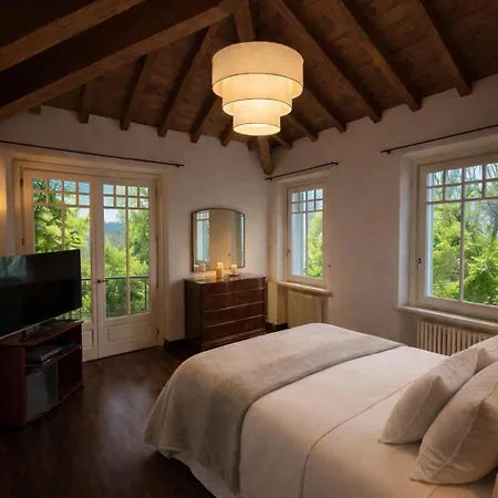 Atelier Monte Bago Bed and Breakfast Felegara